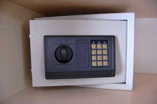 Апартаменты Apartments Atlantis Добра-Вода Апартаменты-студио с балконом, вид на море (для 2 взрослых)-10